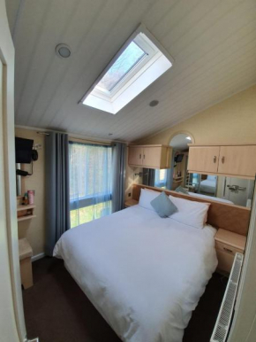Holly Lodge
